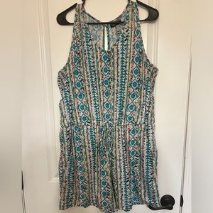 Sleeveless shorts romper